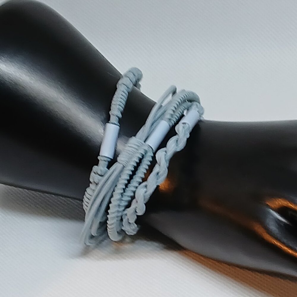 NWOT Set of 4 Blue Adjustable Braided Cloth/String Bracelet Jewelry Acc. #11